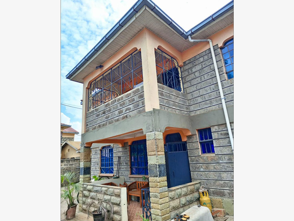 An image about 5 bedroom all ensuite